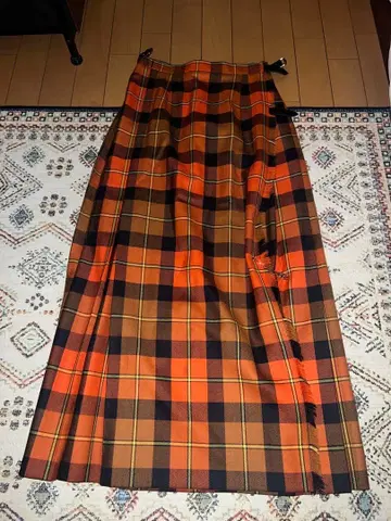 O'NEIL OF DUBLIN 오닐 오브 더블린 플리츠 스커트