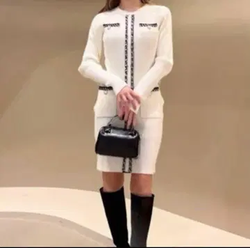 새상품급 스나이델 snidel 파이핑 니트 원피스 트위드풍