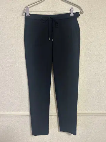 [ 미사용 ] 투모로우랜드 블랙 슬랙스 S 사이즈