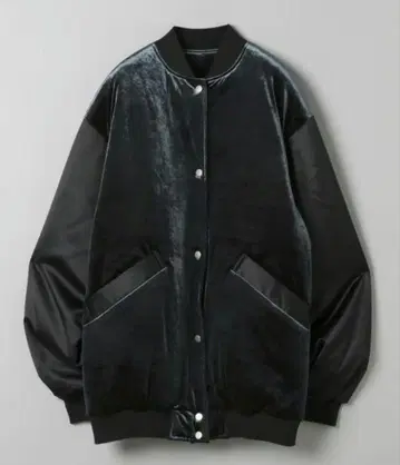 새상품급 JEANASIS 지나시스 절개 BIG 바시티 자켓 벨로아