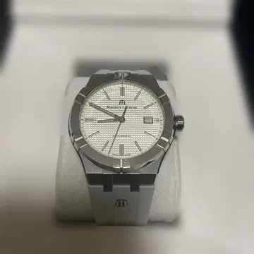 Maurice Lacroix 아이콘 화이트