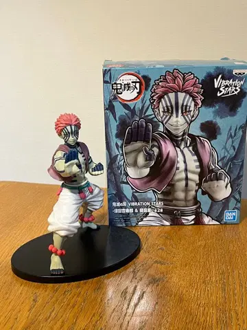 아카자 프라이스 피규어