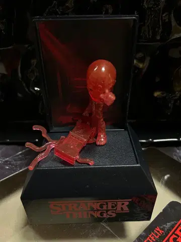스트레인저 싱스 벡나 피규어
