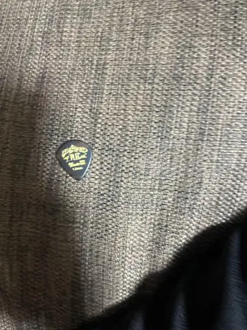 로고 블랙 피크 1.5mm