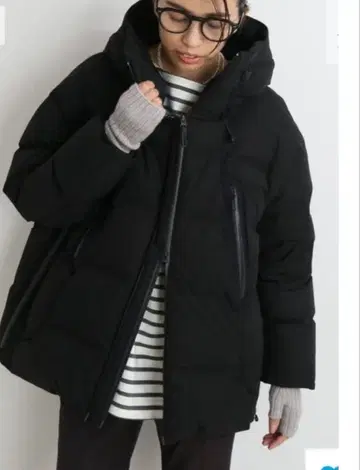 DESCENTE 알테레인 블랙 다운 재킷