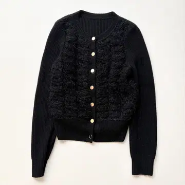 현행 완판템 GRACE CONTINENTAL 스캘럽 니트 가디건 블랙