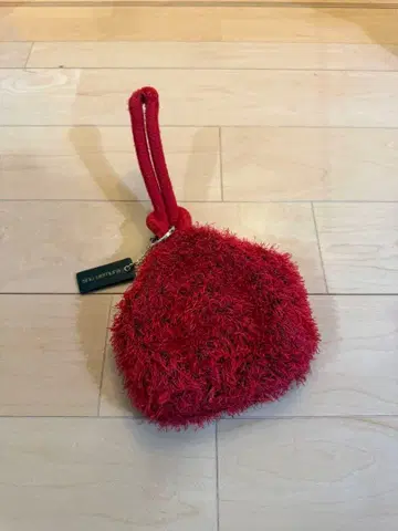 레드 퍼 파우치 루프 핸들 포함