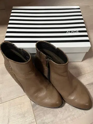 가죽 숏부츠: ALAGE: 아카쿠라