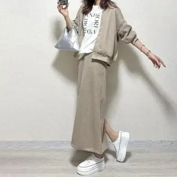 베이지 셋업 가을/겨울 저리 심플