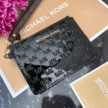 고급스러운 에나멜 새상품 MICHAEL KORS 마이클코어스 지갑 블랙