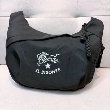 일비종떼 숄더백 블랙