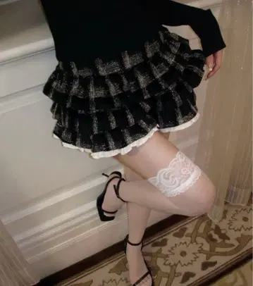 ANDWANG Charm Frill Culotte Mini Skirt