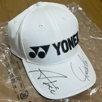 미사용 새상품 이와이 자매 사인 포함 요넥스 캡