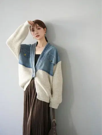 [ 미사용 새상품 ] 데님 니트 크림 오버 사이즈 가디건