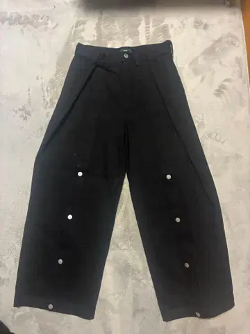 HARE 블랙 와이드 팬츠 S 사이즈