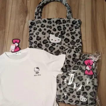 헬로키티 LL 레오파드 무늬 토트백, 하프 팬츠, 반팔 셔츠 3종 세트