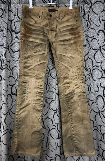 FUGA 수염 데미지 가공 팬츠