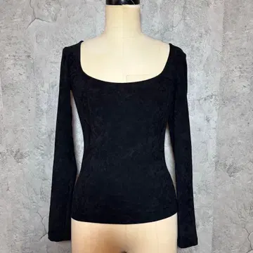 JAMES PERSE 스트레치 벨벳 스퀘어 넥 풀오버