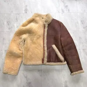 [ 초레어 ] 무스탕 블루종 리버서블 짧은 기장 집업 뉴질랜드 제