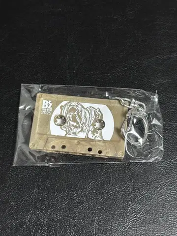 B'z 가챠 회장 한정판 카세트 참 오사카 교세라 12/21 12