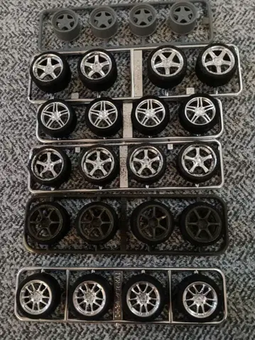 모형용 휠과 타이어 세트