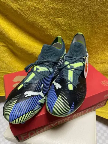 물건 정리중 28cm PUMA 스파이크 슈즈 블랙/블루/그린