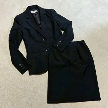 ESPRITMUR 에스프리뮬 블랙 수트 셋업