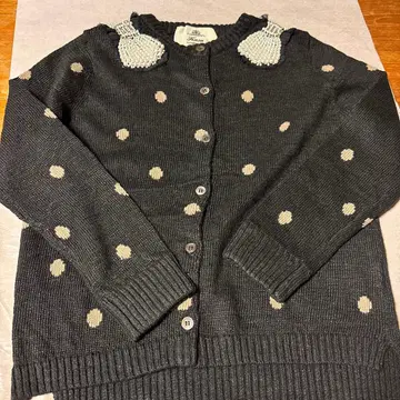 Kaon 다크 그레이 펄 비쥬 장식 도트 무늬 가디건