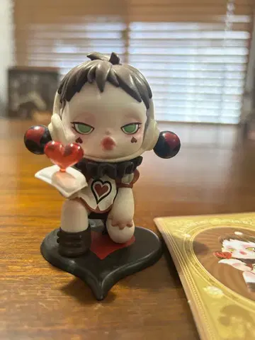 팝마트 스컬팬더 피규어