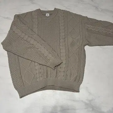 EDIFICE 오버 사이즈 케이블 니트 풀오버