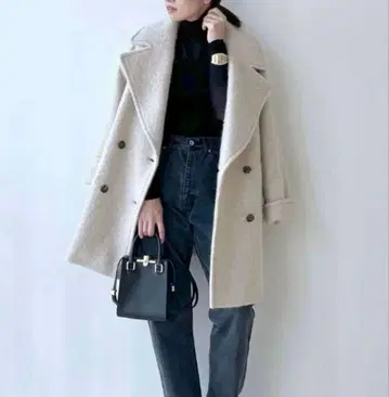 GALLARDAGALANTE 모헤어 샤기 하프 코트