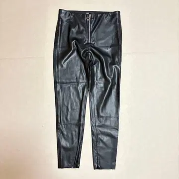ZARA 인조 가죽 팬츠 프론트 지퍼