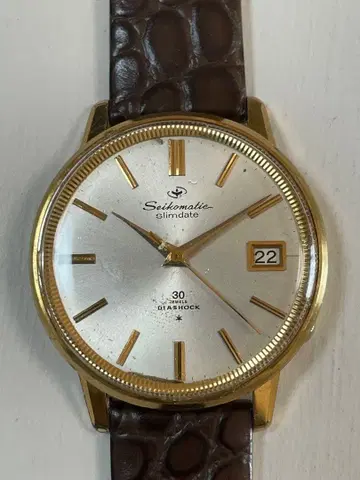 Seikomatic 슬림 데이트 자동 와인딩 시계 실버 다이얼