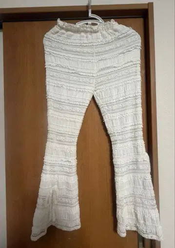 메리제니 리본 레이스 플레어 팬츠