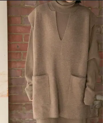 새상품 티티베이트 레이어드 니트 원피스 세트 베이지