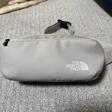 THE NORTH FACE 바디백 그레이