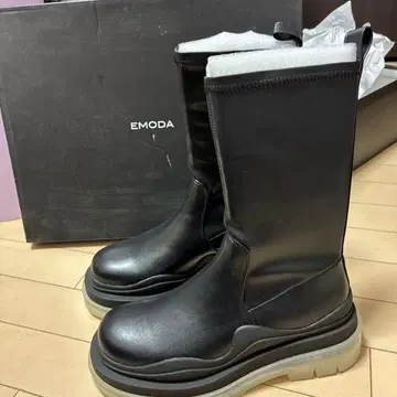EMODA 블랙 부츠 사이즈 L