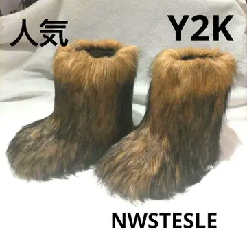 인기 NWSTESLE Y2K 퍼 몬스터 부츠 브라운 23.5