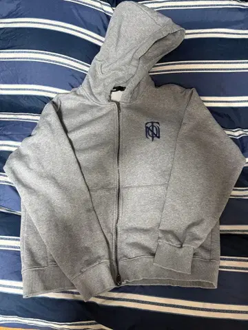 Cashcade 그레이 집업 후드티 M NITO.