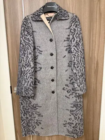 Salvatore Ferragamo 롱 코트 사이즈 38