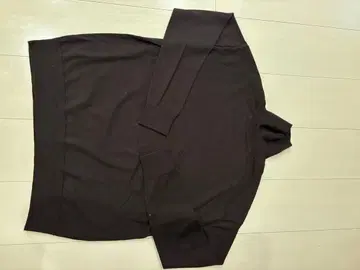 MUSE 두두엠클래스 다크 브라운 니트 M 사이즈