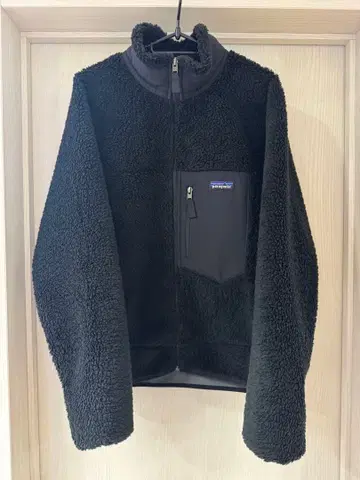 [새상품급] patagonia 레트로x 플리스 자켓 블랙 M사이즈