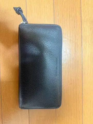 엠포리오 아르마니 블랙 가죽 장지갑