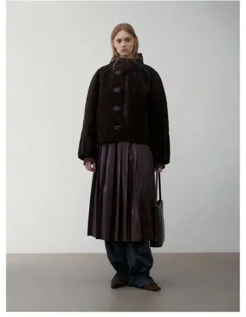 Low Classic 리버서블 보아 코트