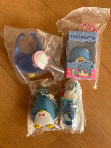 산리오 턱시도샘 키링