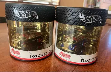 Hot Wheels AUTOMOTIVE MUSEUM ROCKET OIL