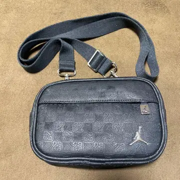 Jordan 블랙 숄더백