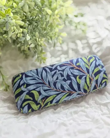 윌리엄 모리스 위로보우 안경 케이스