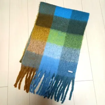 agnes.b 체크 무늬 머플러