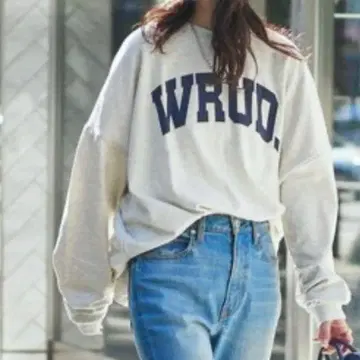 CIAOPANIC TYPY 빅 실루엣 속기모 로고 맨투맨